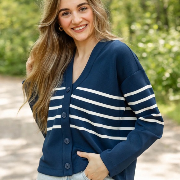 SPANX Sweaters - Spanx Air Essentials Midnight Porcelain Navy Stripe Cardigan Size Medium NWT